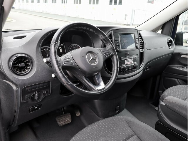 MERCEDES-BENZ Vito 114 TourerPro,lang,Automatik,8Sitze,Navi - Citas iekārtas: foto 5 MERCEDES-BENZ Vito 114 TourerPro,lang,Automatik,8Sitze,Navi - Citas iekārtas: foto 5