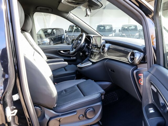 MERCEDES-BENZ EQV 300 Avantgarde Line,lang,7Sitze,2xKlima,LED... - Pasažieru furgons, Elektriskais furgons: foto 5 MERCEDES-BENZ EQV 300 Avantgarde Line,lang,7Sitze,2xKlima,LED... - Pasažieru furgons, Elektriskais furgons: foto 5