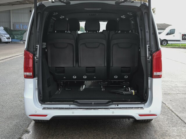 MERCEDES-BENZ EQV 300 Avantgarde Line,lang,7Sitze,2xKlima,LED... - Mikroautobuss, Elektroautobuss: foto 2 MERCEDES-BENZ EQV 300 Avantgarde Line,lang,7Sitze,2xKlima,LED... - Mikroautobuss, Elektroautobuss: foto 2