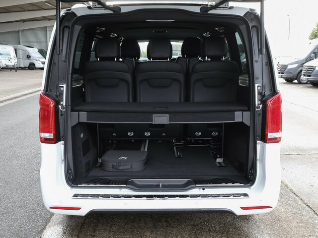 MERCEDES-BENZ EQV 300 Avantgarde,lang,7Sitze,2xSchiebetür,LED... - Pasažieru furgons, Elektriskais furgons: foto 2 MERCEDES-BENZ EQV 300 Avantgarde,lang,7Sitze,2xSchiebetür,LED... - Pasažieru furgons, Elektriskais furgons: foto 2