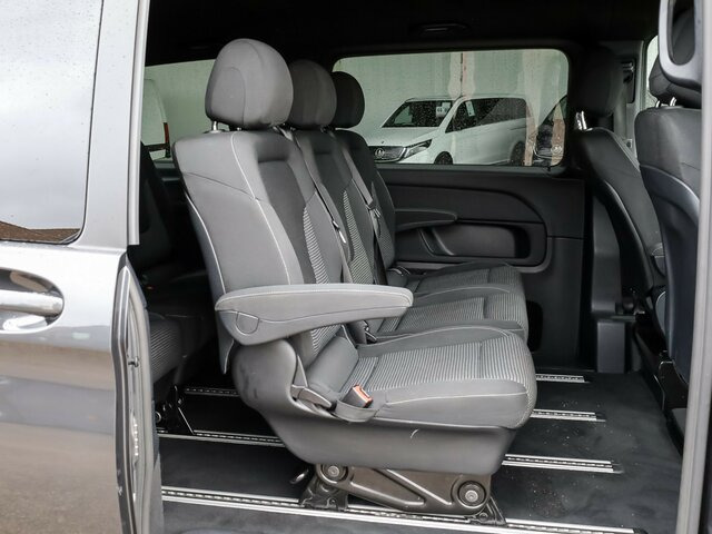MERCEDES-BENZ EQV 300 ang,8Sitzer,2xSchiebetür,360°Kamera... - Pasažieru furgons, Elektriskais furgons: foto 5 MERCEDES-BENZ EQV 300 ang,8Sitzer,2xSchiebetür,360°Kamera... - Pasažieru furgons, Elektriskais furgons: foto 5