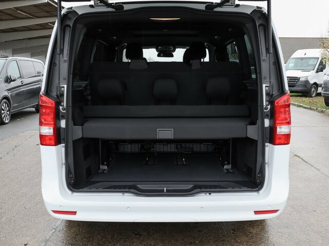 MERCEDES-BENZ EQV 300 lang,6Sitze,Liegepaket,Tisch,Schiebedach... - Pasažieru furgons, Elektriskais furgons: foto 2 MERCEDES-BENZ EQV 300 lang,6Sitze,Liegepaket,Tisch,Schiebedach... - Pasažieru furgons, Elektriskais furgons: foto 2