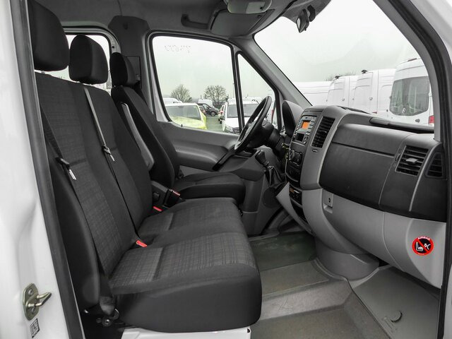 MERCEDES-BENZ Sprinter 311 CDI DOKA Pritsche,AHK,Standheizung - Furgons ar tentu, Kravas-pasažieru furgons: foto 3 MERCEDES-BENZ Sprinter 311 CDI DOKA Pritsche,AHK,Standheizung - Furgons ar tentu, Kravas-pasažieru furgons: foto 3