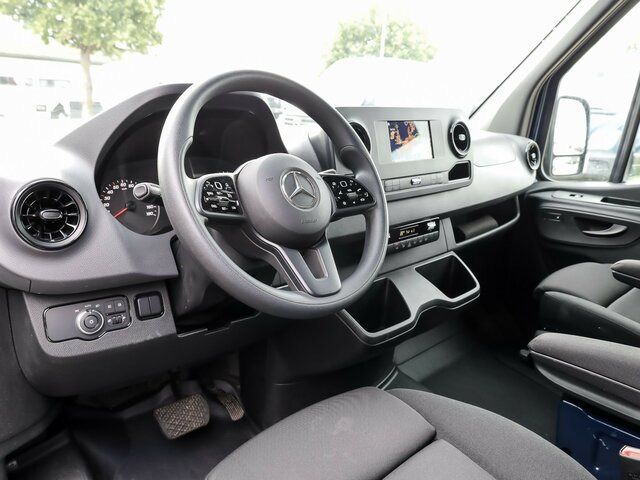 MERCEDES-BENZ Sprinter 315 CDI Maxi KombiTourer,8Sitze,Kamera - Mikroautobuss, Pasažieru furgons: foto 4 MERCEDES-BENZ Sprinter 315 CDI Maxi KombiTourer,8Sitze,Kamera - Mikroautobuss, Pasažieru furgons: foto 4