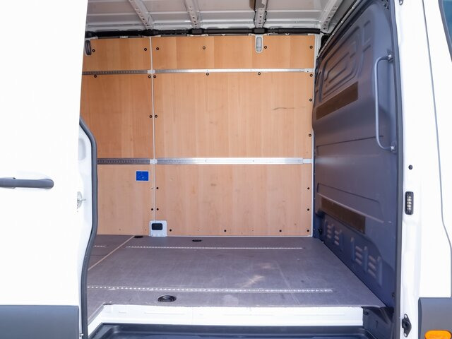 MERCEDES-BENZ Sprinter 315 Maxi,MBUX,Kamera,Tempomat - Kravas mikroautobuss: foto 2 MERCEDES-BENZ Sprinter 315 Maxi,MBUX,Kamera,Tempomat - Kravas mikroautobuss: foto 2