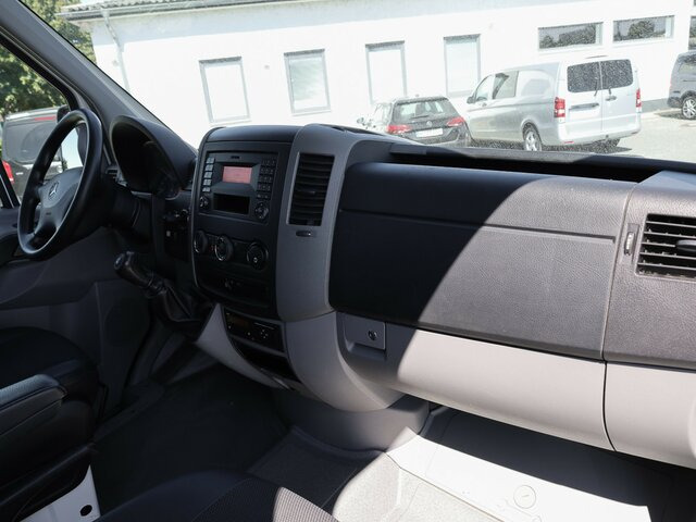 MERCEDES-BENZ Sprinter 316CDI DOKA,Allrad,AHK,TCO,Standhzg.... - Furgons ar tentu, Kravas-pasažieru furgons: foto 3 MERCEDES-BENZ Sprinter 316CDI DOKA,Allrad,AHK,TCO,Standhzg.... - Furgons ar tentu, Kravas-pasažieru furgons: foto 3