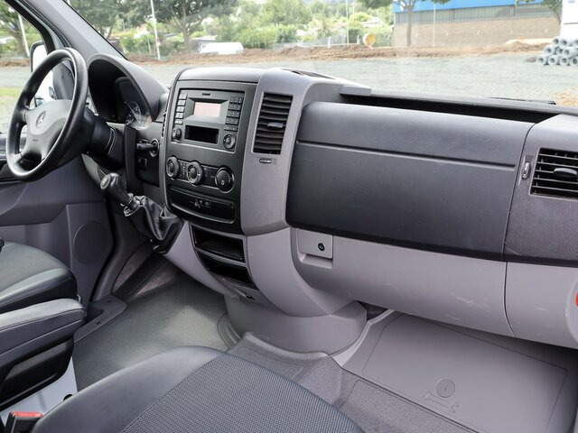 MERCEDES-BENZ Sprinter 316CDI DOKA,Allrad,Klima,Standhzg.... - Automašīna ar kravas platformu, Kravas-pasažieru furgons: foto 3 MERCEDES-BENZ Sprinter 316CDI DOKA,Allrad,Klima,Standhzg.... - Automašīna ar kravas platformu, Kravas-pasažieru furgons: foto 3