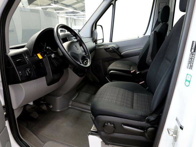 MERCEDES-BENZ Sprinter 316CDI DOKA,Allrad,Klima,Standhzg. - Automašīna ar kravas platformu, Kravas-pasažieru furgons: foto 2 MERCEDES-BENZ Sprinter 316CDI DOKA,Allrad,Klima,Standhzg. - Automašīna ar kravas platformu, Kravas-pasažieru furgons: foto 2