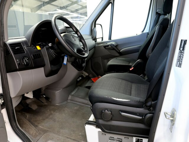 MERCEDES-BENZ Sprinter 316CDI DOKA,Allrad,Klima - Furgons ar tentu, Kravas-pasažieru furgons: foto 2 MERCEDES-BENZ Sprinter 316CDI DOKA,Allrad,Klima - Furgons ar tentu, Kravas-pasažieru furgons: foto 2