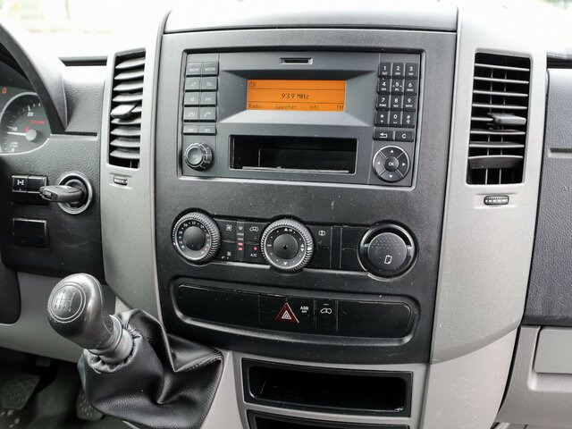 MERCEDES-BENZ Sprinter 316CDI DOKA,Allrad,Klima - Automašīna ar kravas platformu, Kravas-pasažieru furgons: foto 5 MERCEDES-BENZ Sprinter 316CDI DOKA,Allrad,Klima - Automašīna ar kravas platformu, Kravas-pasažieru furgons: foto 5