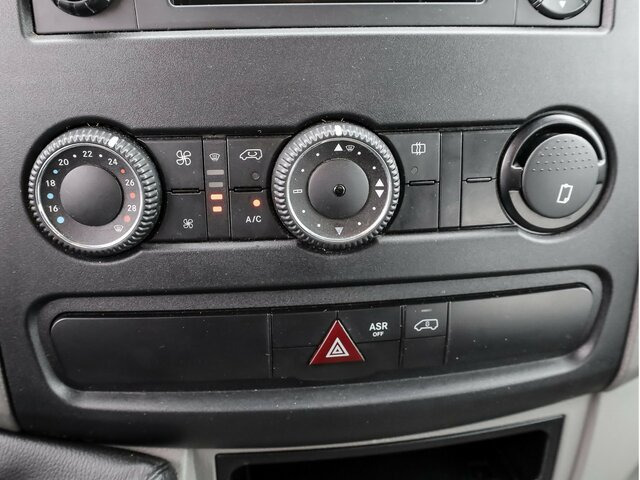 Automašīna ar kravas platformu, Kravas-pasažieru furgons MERCEDES-BENZ Sprinter 316CDI DOKA,Allrad,Klima: foto 9