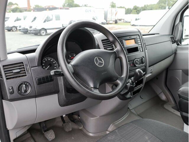 MERCEDES-BENZ Sprinter 316CDI DOKA,Allrad,Klima - Automašīna ar kravas platformu, Kravas-pasažieru furgons: foto 4 MERCEDES-BENZ Sprinter 316CDI DOKA,Allrad,Klima - Automašīna ar kravas platformu, Kravas-pasažieru furgons: foto 4
