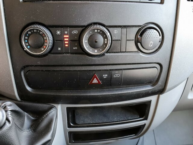 Automašīna ar kravas platformu, Kravas-pasažieru furgons MERCEDES-BENZ Sprinter 316CDI DOKA,Allrad,Klima...: foto 9 Automašīna ar kravas platformu, Kravas-pasažieru furgons MERCEDES-BENZ Sprinter 316CDI DOKA,Allrad,Klima...: foto 9