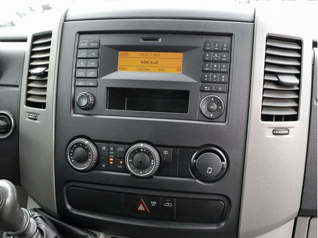 MERCEDES-BENZ Sprinter 316CDI DOKA,Allrad,Klima - Automašīna ar kravas platformu, Kravas-pasažieru furgons: foto 5 MERCEDES-BENZ Sprinter 316CDI DOKA,Allrad,Klima - Automašīna ar kravas platformu, Kravas-pasažieru furgons: foto 5