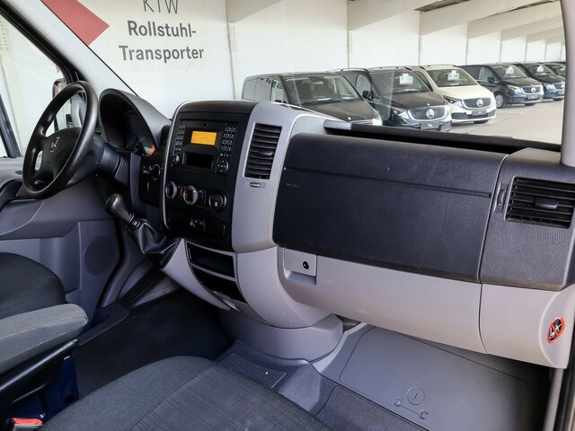 MERCEDES-BENZ Sprinter 316CDI DOKA,Allrad,Klima - Automašīna ar kravas platformu, Kravas-pasažieru furgons: foto 3 MERCEDES-BENZ Sprinter 316CDI DOKA,Allrad,Klima - Automašīna ar kravas platformu, Kravas-pasažieru furgons: foto 3