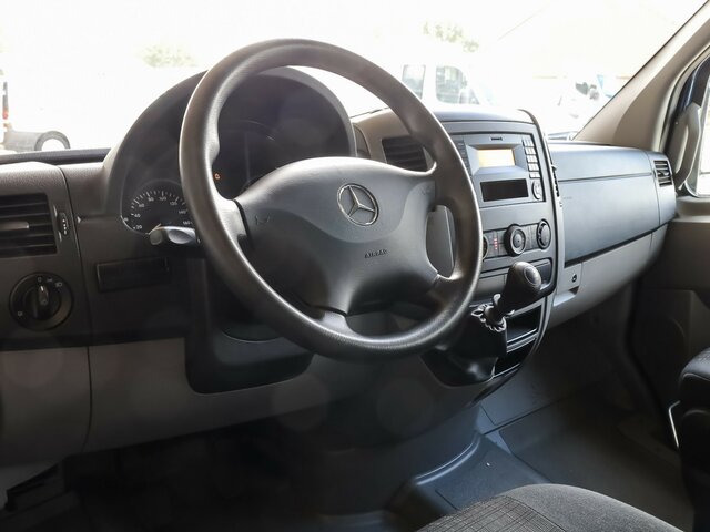 MERCEDES-BENZ Sprinter 316CDI DOKA,Allrad,Klima - Automašīna ar kravas platformu, Kravas-pasažieru furgons: foto 4 MERCEDES-BENZ Sprinter 316CDI DOKA,Allrad,Klima - Automašīna ar kravas platformu, Kravas-pasažieru furgons: foto 4