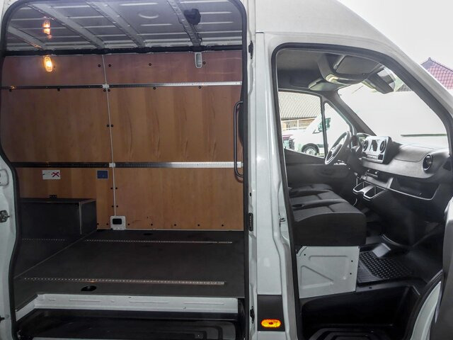 MERCEDES-BENZ Sprinter 317 CDI,3665mm,Automatik,Kamera - Kravas mikroautobuss: foto 2 MERCEDES-BENZ Sprinter 317 CDI,3665mm,Automatik,Kamera - Kravas mikroautobuss: foto 2