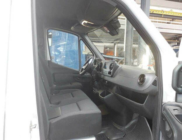 Kravas mikroautobuss MERCEDES-BENZ Sprinter 317 CDI Kasten,L2H2,MBUX,Kamera: foto 18