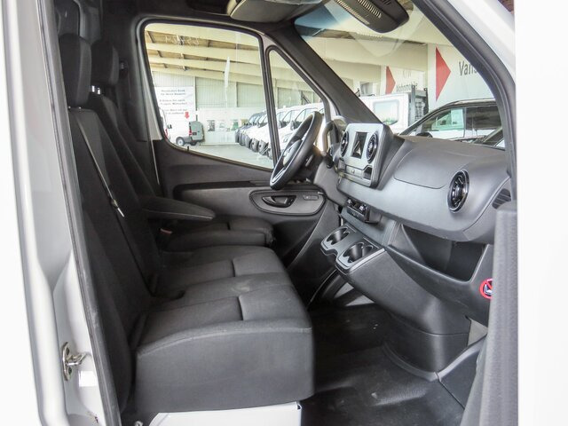 MERCEDES-BENZ Sprinter 317 Maxi,9GTronic,AHK3,5To,TCO - Kravas mikroautobuss: foto 2 MERCEDES-BENZ Sprinter 317 Maxi,9GTronic,AHK3,5To,TCO - Kravas mikroautobuss: foto 2