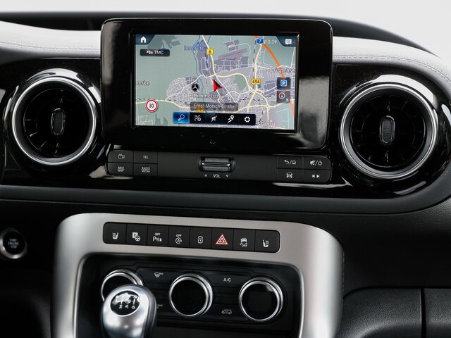 MERCEDES-BENZ T 180 Progressive,AHK,LED,Navi,Kamera,Tempomat... - Pasažieru furgons: foto 4 MERCEDES-BENZ T 180 Progressive,AHK,LED,Navi,Kamera,Tempomat... - Pasažieru furgons: foto 4