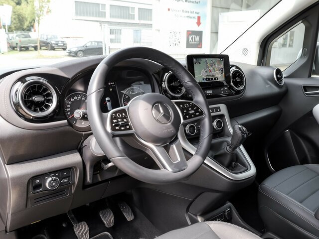 MERCEDES-BENZ T 180 Progressive,AMF Rollstuhlrampe,Navi,LED... - Pasažieru furgons: foto 4 MERCEDES-BENZ T 180 Progressive,AMF Rollstuhlrampe,Navi,LED... - Pasažieru furgons: foto 4