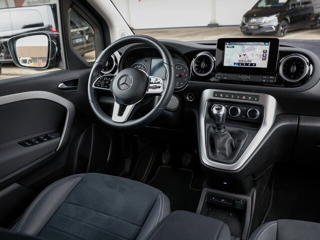 MERCEDES-BENZ T 180 Progressive,AMF Rollstulrampe,LED,Kamera... - Pasažieru furgons: foto 3 MERCEDES-BENZ T 180 Progressive,AMF Rollstulrampe,LED,Kamera... - Pasažieru furgons: foto 3