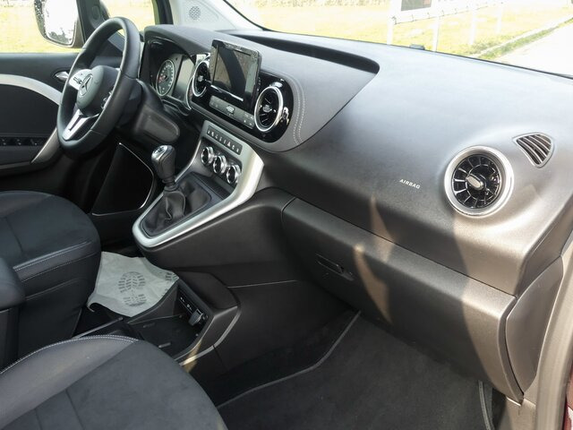 MERCEDES-BENZ T 180 Progressive,MBUX,LED,Navi,Kamera,Tempomat - Pasažieru furgons: foto 2 MERCEDES-BENZ T 180 Progressive,MBUX,LED,Navi,Kamera,Tempomat - Pasažieru furgons: foto 2