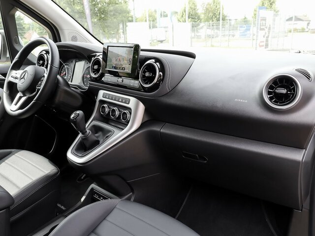 MERCEDES-BENZ T 180 Progressive,MBUX,LED,Navi,Kamera,Tempomat - Pasažieru furgons: foto 4 MERCEDES-BENZ T 180 Progressive,MBUX,LED,Navi,Kamera,Tempomat - Pasažieru furgons: foto 4
