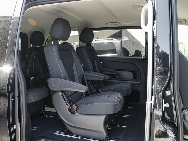 MERCEDES-BENZ V 220 d STYLE kompakt,6Sitzer,Distronic,AHK... - Mikroautobuss, Pasažieru furgons: foto 2 MERCEDES-BENZ V 220 d STYLE kompakt,6Sitzer,Distronic,AHK... - Mikroautobuss, Pasažieru furgons: foto 2