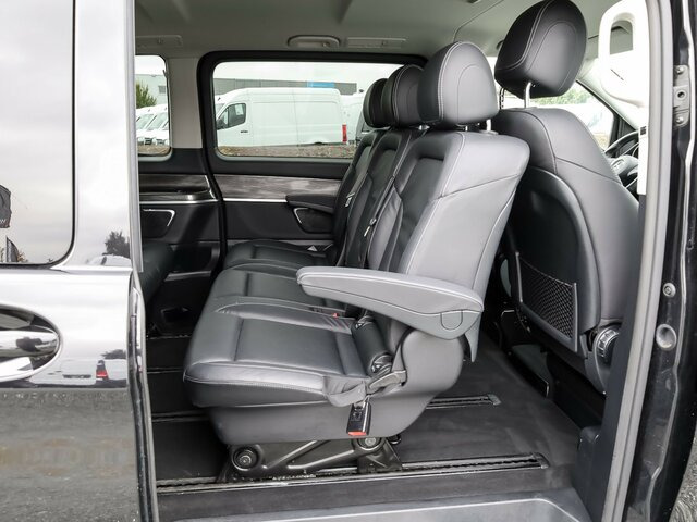 MERCEDES-BENZ V 300 Avantgarde Extralang,2xSchiebetür el.,AHK... - Mikroautobuss, Pasažieru furgons: foto 5 MERCEDES-BENZ V 300 Avantgarde Extralang,2xSchiebetür el.,AHK... - Mikroautobuss, Pasažieru furgons: foto 5