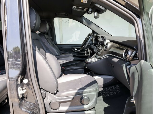 MERCEDES-BENZ V 300 Avantgarde Extralang,2xSchiebetür elektr.... - Pasažieru furgons: foto 5 MERCEDES-BENZ V 300 Avantgarde Extralang,2xSchiebetür elektr.... - Pasažieru furgons: foto 5