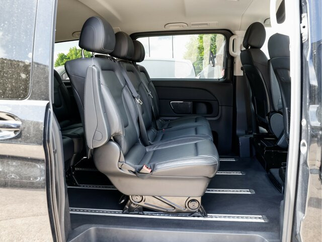MERCEDES-BENZ V 300 Edition Extralang,2xSchiebetür el.,8Sitzer... - Pasažieru furgons: foto 2 MERCEDES-BENZ V 300 Edition Extralang,2xSchiebetür el.,8Sitzer... - Pasažieru furgons: foto 2