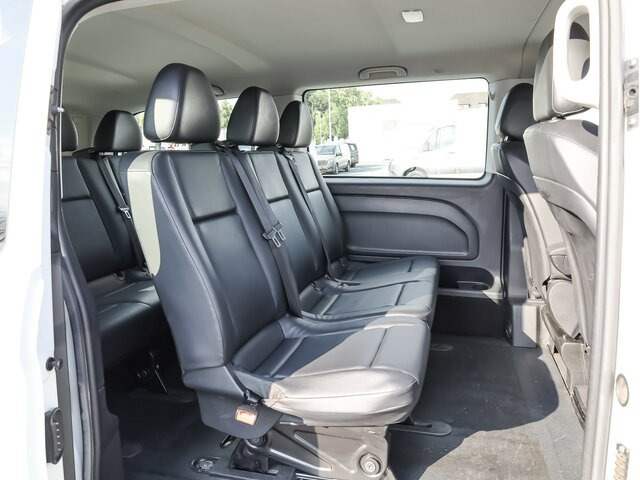 MERCEDES-BENZ Vito 111 TourerPro,lang,8Sitze,Klima,Tempomat - Mikroautobuss, Pasažieru furgons: foto 5 MERCEDES-BENZ Vito 111 TourerPro,lang,8Sitze,Klima,Tempomat - Mikroautobuss, Pasažieru furgons: foto 5