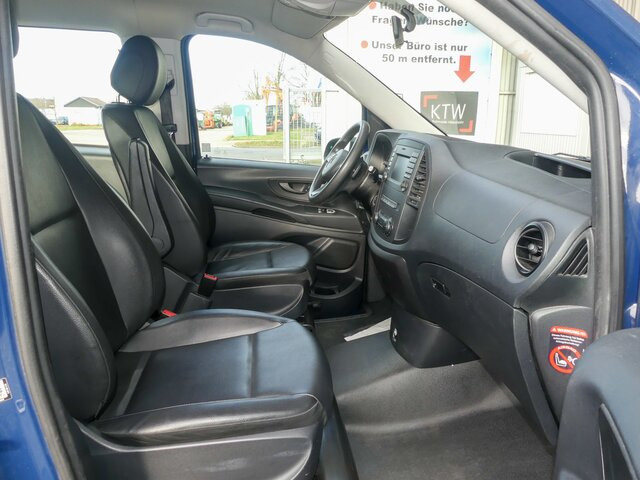 MERCEDES-BENZ Vito 114 TourerPro,Allrad,Automatik,8Sitzer - Mikroautobuss, Pasažieru furgons: foto 2 MERCEDES-BENZ Vito 114 TourerPro,Allrad,Automatik,8Sitzer - Mikroautobuss, Pasažieru furgons: foto 2