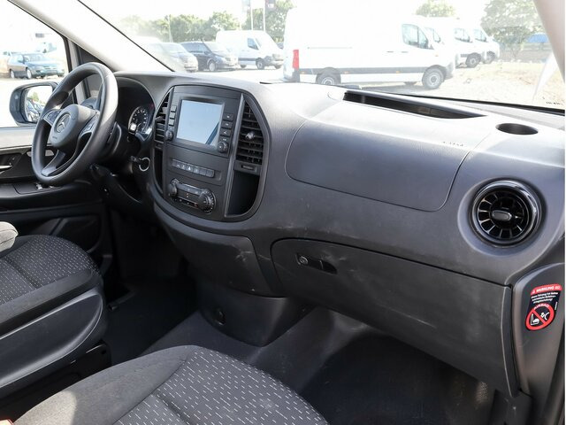MERCEDES-BENZ Vito 114 TourerPro,Extralang,8Sitzer,Automatik - Mikroautobuss, Pasažieru furgons: foto 4 MERCEDES-BENZ Vito 114 TourerPro,Extralang,8Sitzer,Automatik - Mikroautobuss, Pasažieru furgons: foto 4