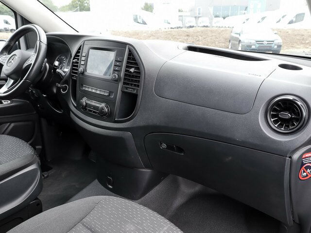 MERCEDES-BENZ Vito 114 TourerPro,Extralang,8Sitzer,Automatik - Mikroautobuss, Pasažieru furgons: foto 4 MERCEDES-BENZ Vito 114 TourerPro,Extralang,8Sitzer,Automatik - Mikroautobuss, Pasažieru furgons: foto 4