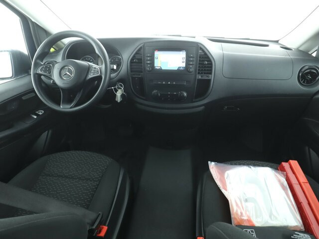 MERCEDES-BENZ Vito 114 TourerPro,Extralang,8Sitzer,Automatik... - Mikroautobuss, Pasažieru furgons: foto 2 MERCEDES-BENZ Vito 114 TourerPro,Extralang,8Sitzer,Automatik... - Mikroautobuss, Pasažieru furgons: foto 2