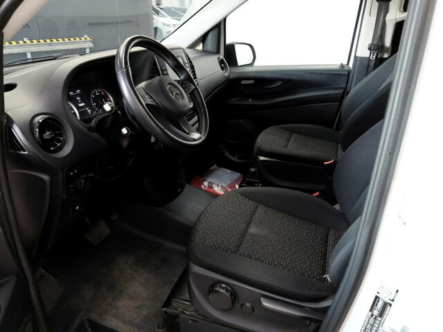 MERCEDES-BENZ Vito 114 TourerPro,Extralang,8Sitzer,Automatik - Mikroautobuss, Pasažieru furgons: foto 2 MERCEDES-BENZ Vito 114 TourerPro,Extralang,8Sitzer,Automatik - Mikroautobuss, Pasažieru furgons: foto 2
