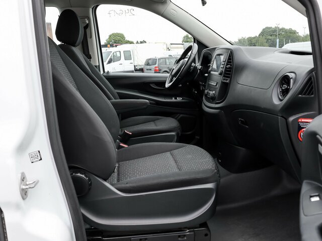 MERCEDES-BENZ Vito 114 TourerPro,Extralang,8Sitzer,Automatik - Mikroautobuss, Pasažieru furgons: foto 3 MERCEDES-BENZ Vito 114 TourerPro,Extralang,8Sitzer,Automatik - Mikroautobuss, Pasažieru furgons: foto 3