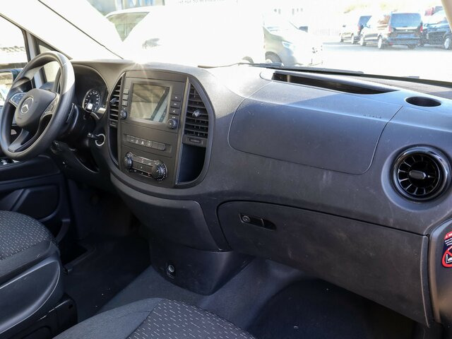 MERCEDES-BENZ Vito 114 TourerPro,Extralang,8Sitzer,Automatik... - Pasažieru furgons: foto 4 MERCEDES-BENZ Vito 114 TourerPro,Extralang,8Sitzer,Automatik... - Pasažieru furgons: foto 4