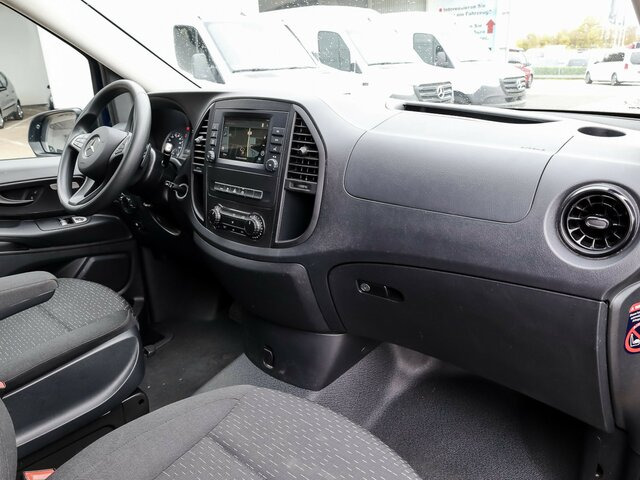 MERCEDES-BENZ Vito 114 TourerPro,Extralang,8Sitzer,Automatik... - Pasažieru furgons: foto 4 MERCEDES-BENZ Vito 114 TourerPro,Extralang,8Sitzer,Automatik... - Pasažieru furgons: foto 4