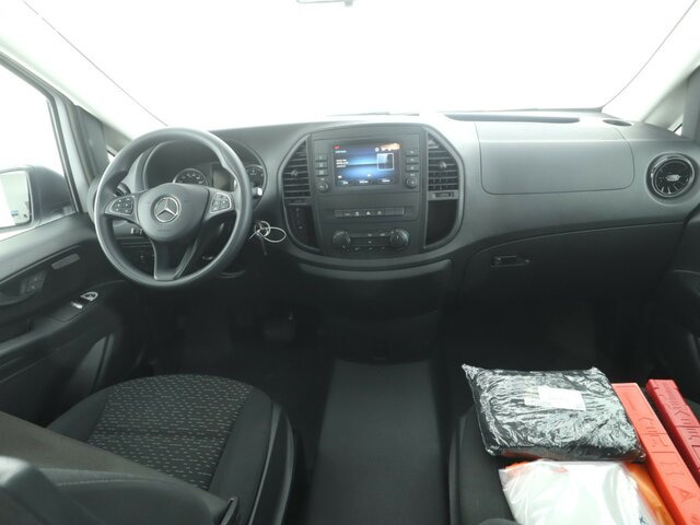 MERCEDES-BENZ Vito 114 TourerPro,Extralang,8Sitzer,Automatik... - Mikroautobuss, Pasažieru furgons: foto 2 MERCEDES-BENZ Vito 114 TourerPro,Extralang,8Sitzer,Automatik... - Mikroautobuss, Pasažieru furgons: foto 2