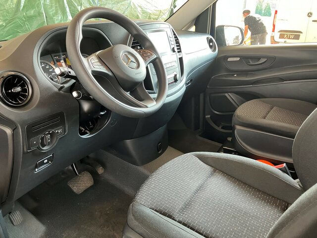 MERCEDES-BENZ Vito 114 TourerPro,lang,Automatik,8Sitze,Kamera - Pasažieru furgons: foto 4 MERCEDES-BENZ Vito 114 TourerPro,lang,Automatik,8Sitze,Kamera - Pasažieru furgons: foto 4