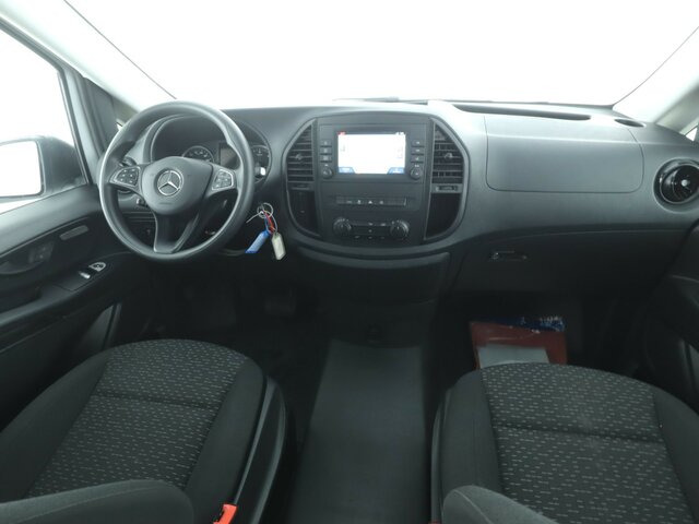 MERCEDES-BENZ Vito 114 TourerPro,lang,Automatik,8Sitze,Kamera... - Mikroautobuss, Pasažieru furgons: foto 2 MERCEDES-BENZ Vito 114 TourerPro,lang,Automatik,8Sitze,Kamera... - Mikroautobuss, Pasažieru furgons: foto 2