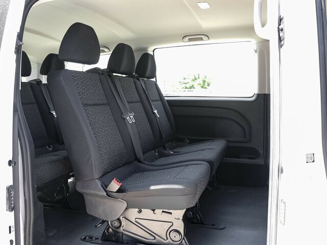 MERCEDES-BENZ Vito 114 TourerPro,lang,Automatik,8Sitze,Kamera - Mikroautobuss, Pasažieru furgons: foto 4 MERCEDES-BENZ Vito 114 TourerPro,lang,Automatik,8Sitze,Kamera - Mikroautobuss, Pasažieru furgons: foto 4