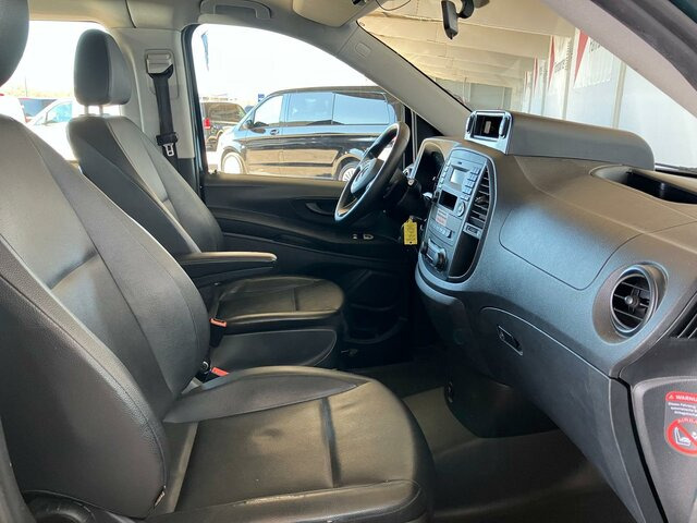MERCEDES-BENZ Vito 116 TourerPro,lang,Allrad,8Sitze,Automatik - Mikroautobuss, Pasažieru furgons: foto 4 MERCEDES-BENZ Vito 116 TourerPro,lang,Allrad,8Sitze,Automatik - Mikroautobuss, Pasažieru furgons: foto 4