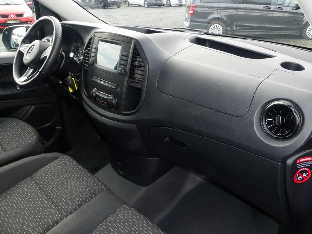 MERCEDES-BENZ Vito 116CDI lang,TourerPro,2Klima,9Sitze,Kamera - Mikroautobuss, Pasažieru furgons: foto 3 MERCEDES-BENZ Vito 116CDI lang,TourerPro,2Klima,9Sitze,Kamera - Mikroautobuss, Pasažieru furgons: foto 3