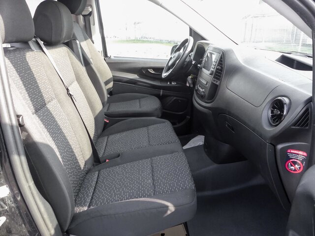 MERCEDES-BENZ Vito 116TourerPro ,Extralang,2xKlima,Kamera,AHK - Mikroautobuss, Pasažieru furgons: foto 3 MERCEDES-BENZ Vito 116TourerPro ,Extralang,2xKlima,Kamera,AHK - Mikroautobuss, Pasažieru furgons: foto 3