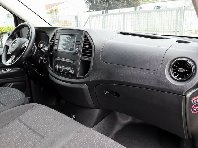 MERCEDES-BENZ Vito 116TourerPro ,Extralang,2xKlima,Kamera,AHK - Mikroautobuss, Pasažieru furgons: foto 4 MERCEDES-BENZ Vito 116TourerPro ,Extralang,2xKlima,Kamera,AHK - Mikroautobuss, Pasažieru furgons: foto 4