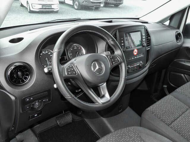 MERCEDES-BENZ Vito 116TourerPro ,Extralang,AMF Rollstuhlrampe... - Pasažieru furgons: foto 3 MERCEDES-BENZ Vito 116TourerPro ,Extralang,AMF Rollstuhlrampe... - Pasažieru furgons: foto 3